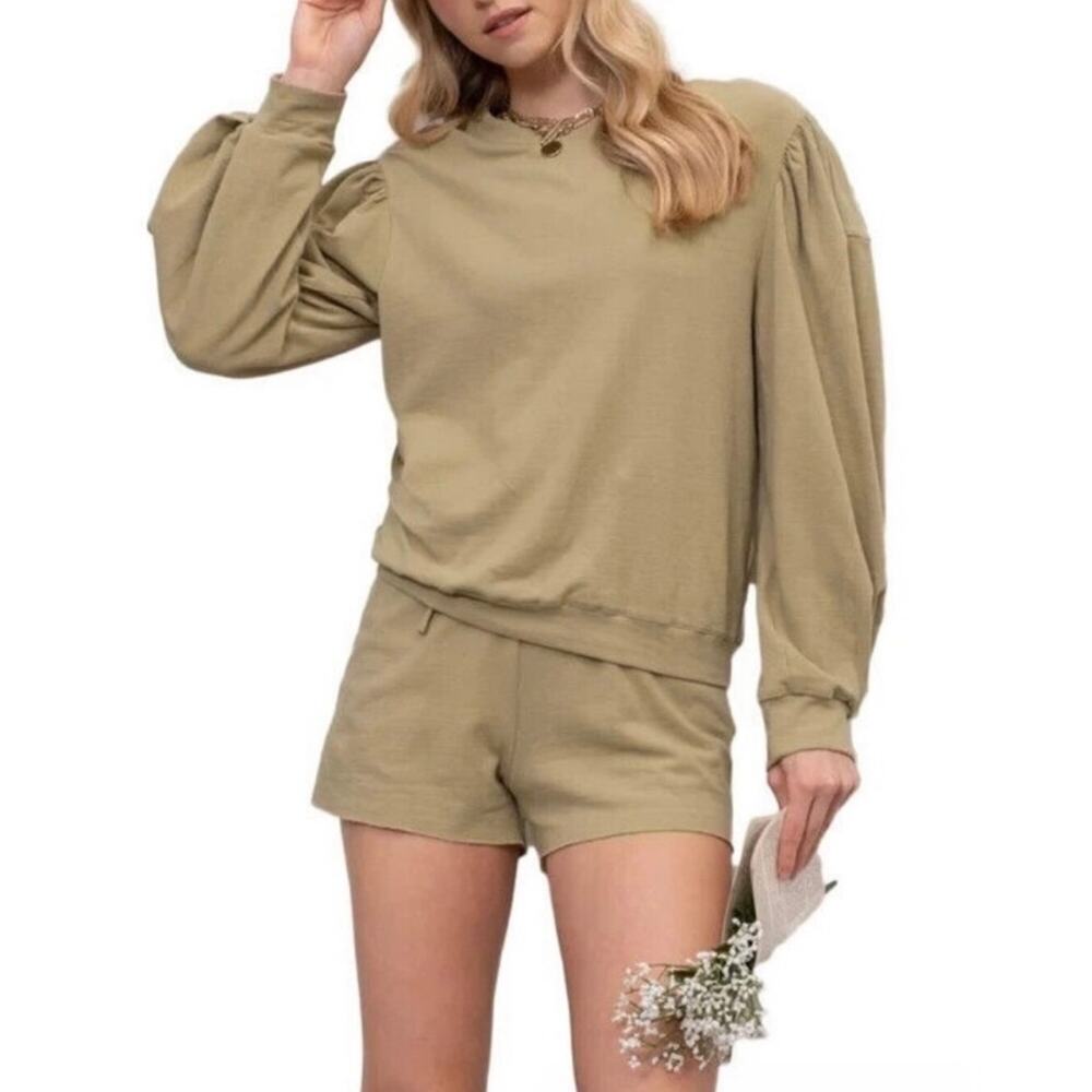 By The River Cozy Life Two-Pc‎ Lounge Set Size M Women’s Long Sleeve Top  Shorts